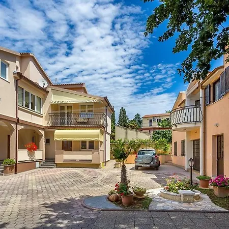 Sara Apartman